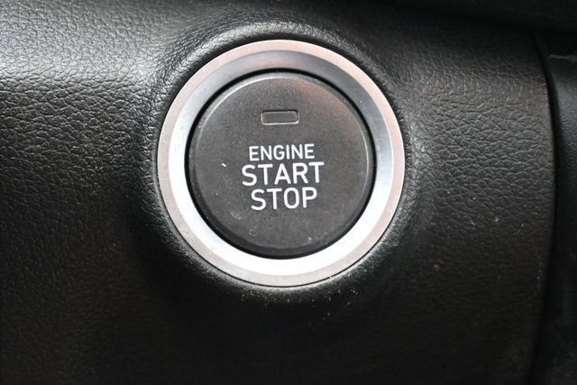 2023 Hyundai Kona Limited DCT FWD - 23031329 - 22