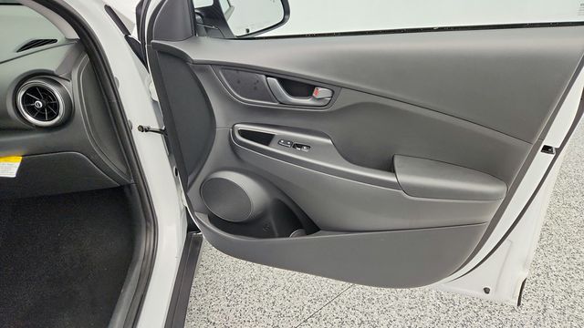 2023 Hyundai Kona SE Automatic - 22955091 - 24