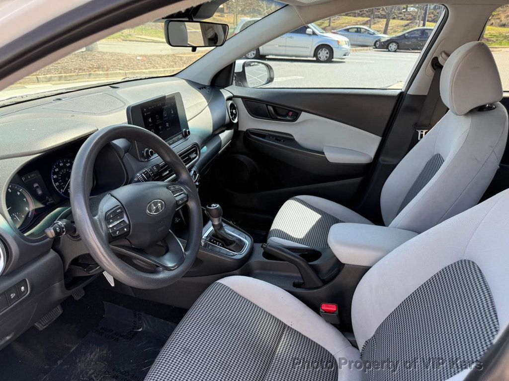 2023 Hyundai Kona SE Automatic AWD - 23002665 - 10