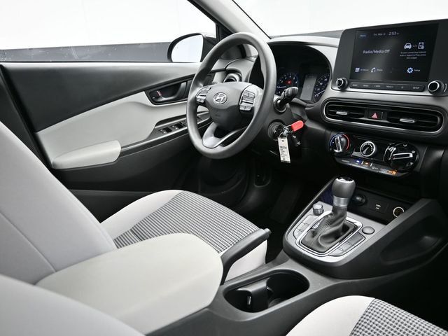 2023 Hyundai Kona SE Automatic FWD - 22993163 - 18