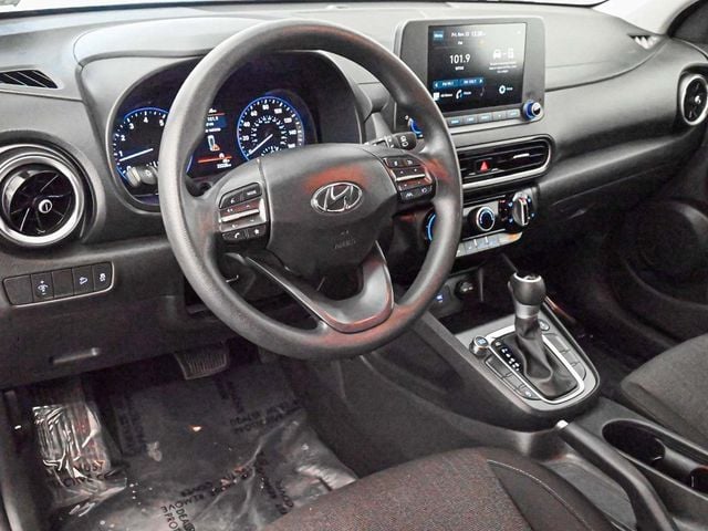 2023 Hyundai Kona SEL photo 14