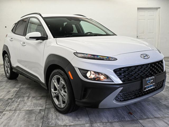 2023 Hyundai Kona SEL photo 4