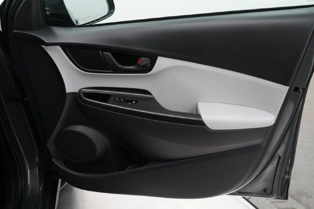 2023 Hyundai Kona SEL - 23090870 - 37