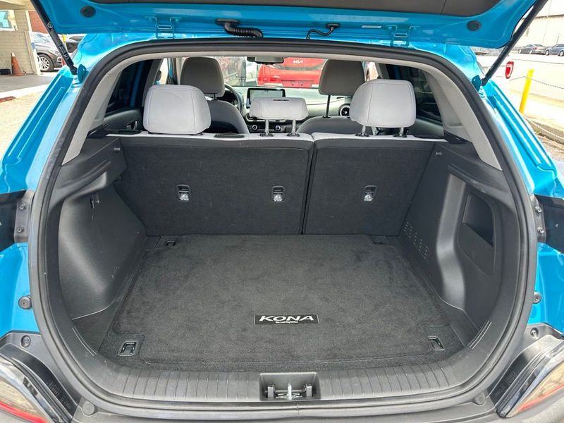 2023 Hyundai Kona SEL N Line photo 19