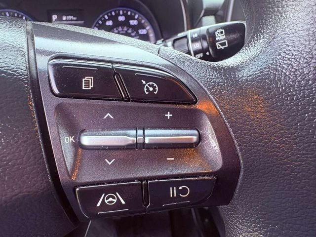 2023 Hyundai Kona SEL Automatic AWD - 23031010 - 22