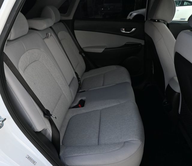 2023 Hyundai Kona Electric SE FWD - 22989338 - 15