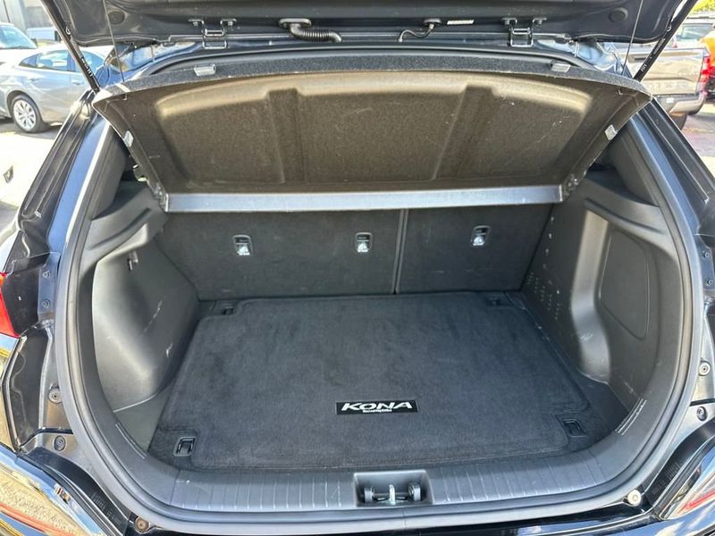 2023 Hyundai Kona N FWD - 22936307 - 19