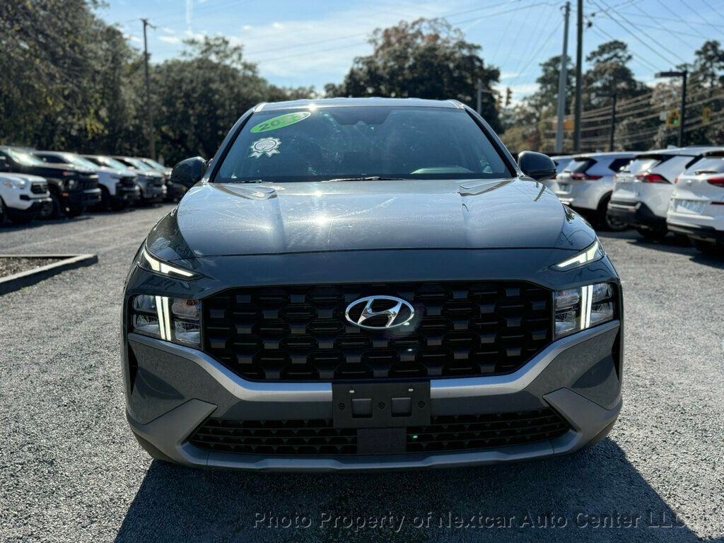 2023 Hyundai Santa Fe SE photo 2