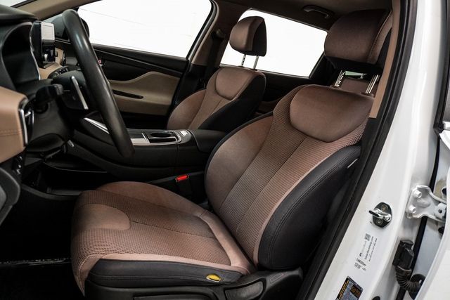 2023 Hyundai Santa Fe SE photo 2