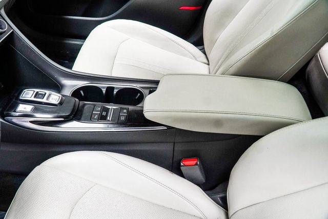 2023 Hyundai Sonata Limited 1.6T - 22939467 - 16