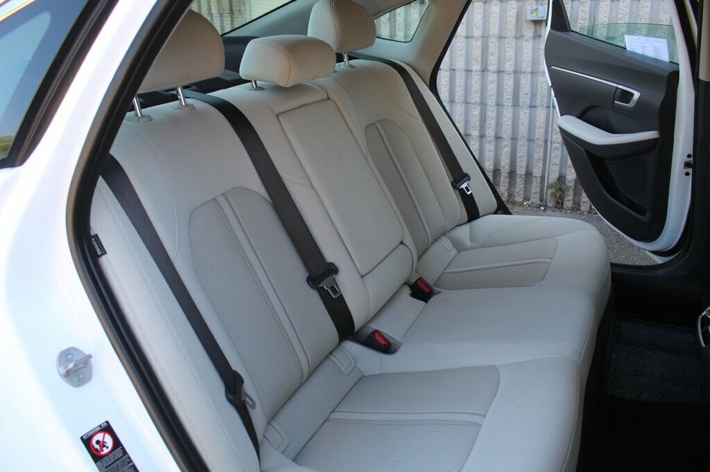 2023 Hyundai Sonata SEL photo 9