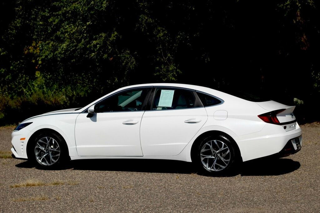 2023 Hyundai Sonata SEL photo 17