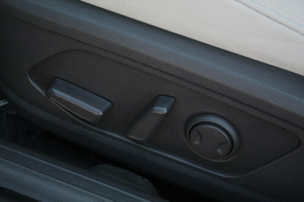 2023 Hyundai Sonata SEL photo 24