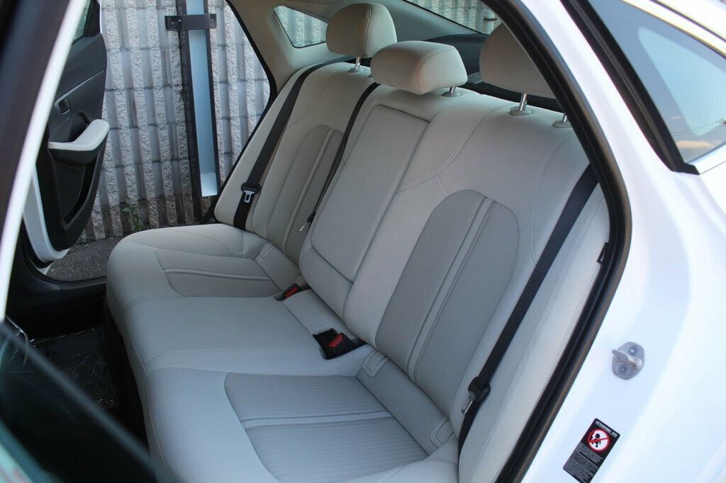 2023 Hyundai Sonata SEL photo 26
