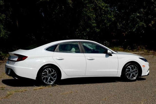 2023 Hyundai Sonata ONE OWNER SEL PANORAMIC MOONROOF w/NEW TIRES, NEW BRAKE SERVICE  - 22908624 - 2