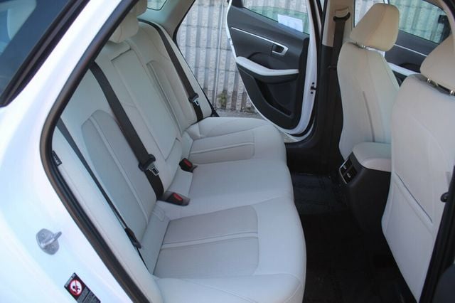 2023 Hyundai Sonata ONE OWNER SEL PANORAMIC MOONROOF w/NEW TIRES, NEW BRAKE SERVICE  - 22908624 - 8