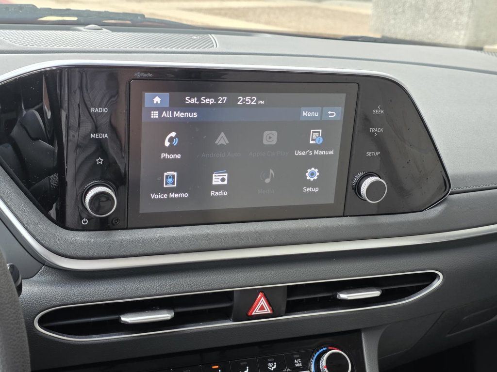 2023 Hyundai Sonata SE photo 10