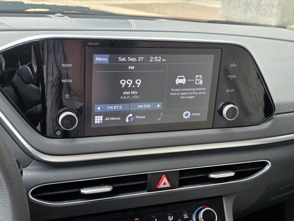 2023 Hyundai Sonata SE photo 11