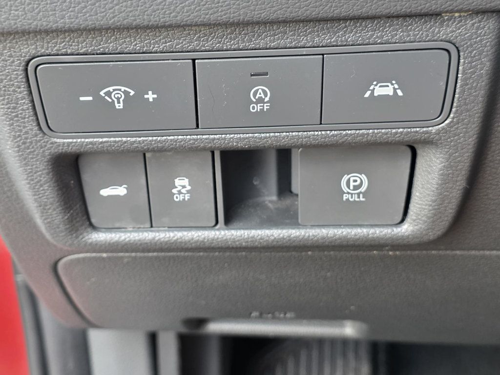 2023 Hyundai Sonata SE photo 17
