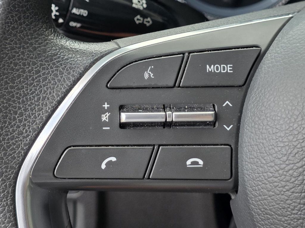 2023 Hyundai Sonata SE photo 18