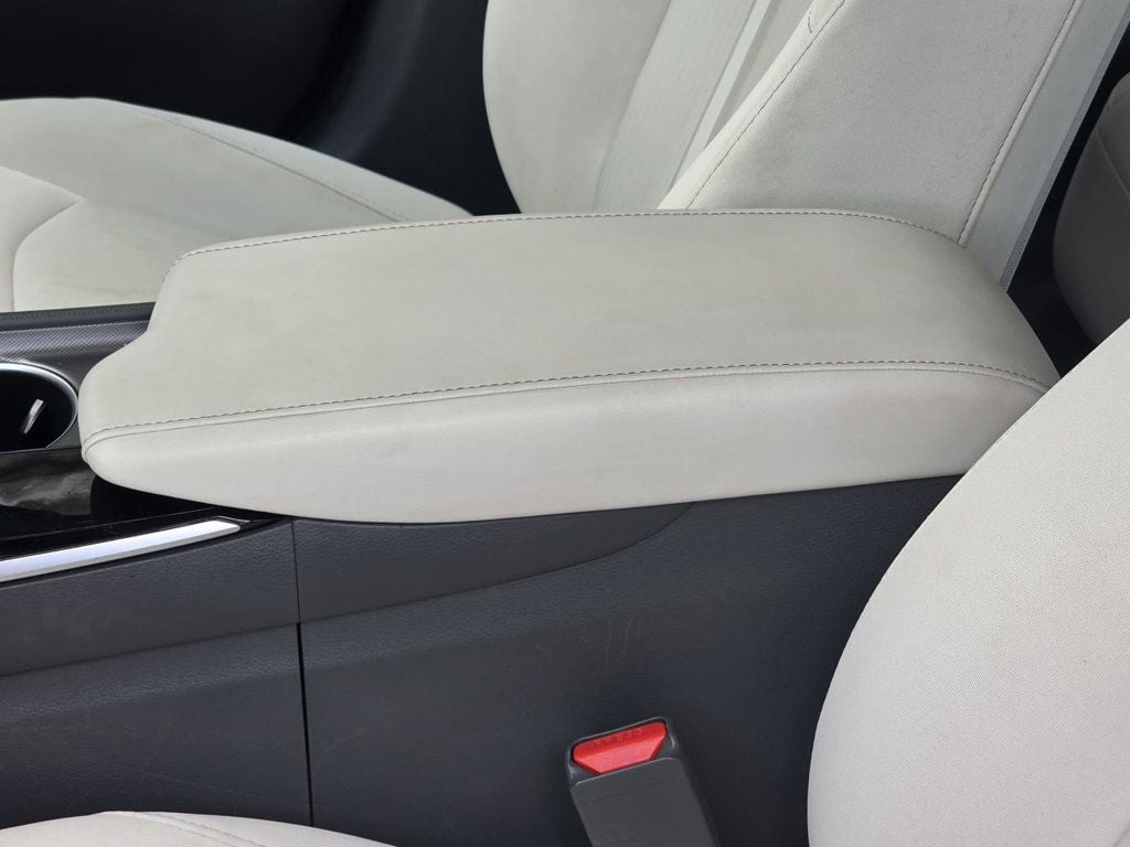 2023 Hyundai Sonata SE photo 6