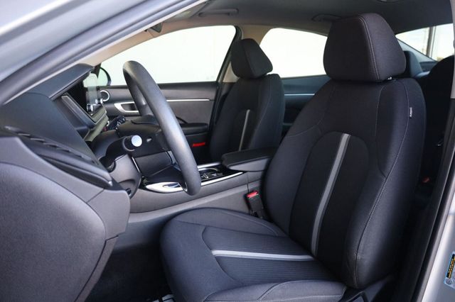 2023 Hyundai Sonata SE - 23101484 - 17
