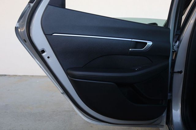 2023 Hyundai Sonata SE - 23101484 - 18