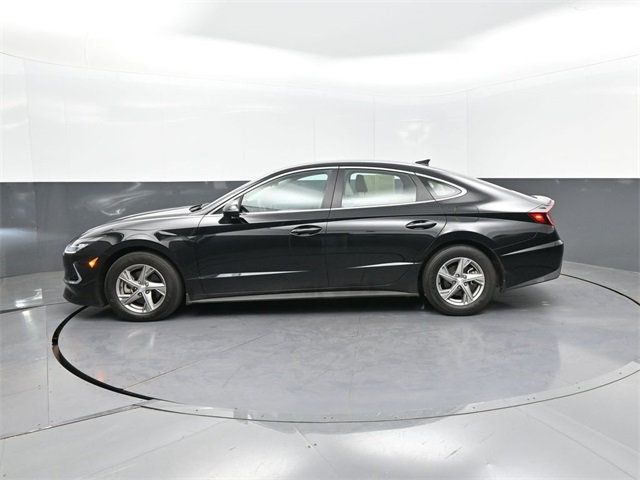 2023 Hyundai Sonata SE photo 2