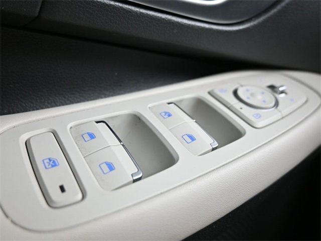 2023 Hyundai Sonata SE 2.5L - 22921142 - 18