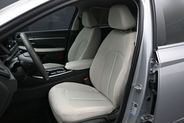 2023 Hyundai Sonata SE 2.5L - 23042821 - 4