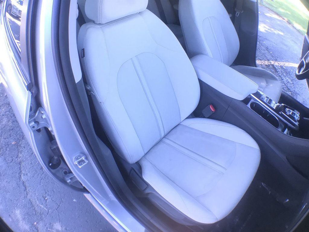 2023 Hyundai Sonata SEL photo 20