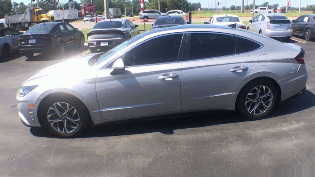 2023 Hyundai Sonata SEL photo 5