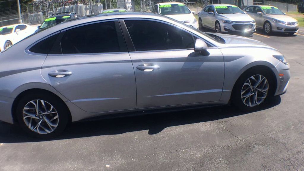 2023 Hyundai Sonata SEL photo 9