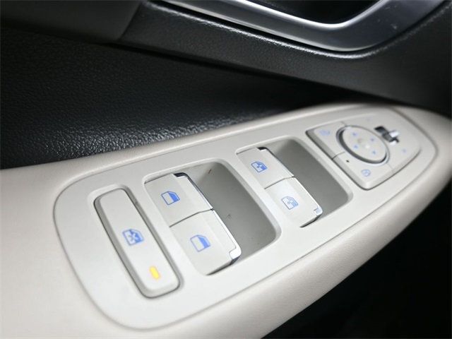 2023 Hyundai Sonata SEL 2.5L - 22950239 - 29