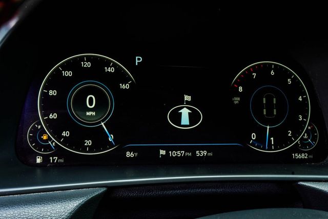 2023 Hyundai Sonata SEL Plus 1.6T - 23006984 - 30
