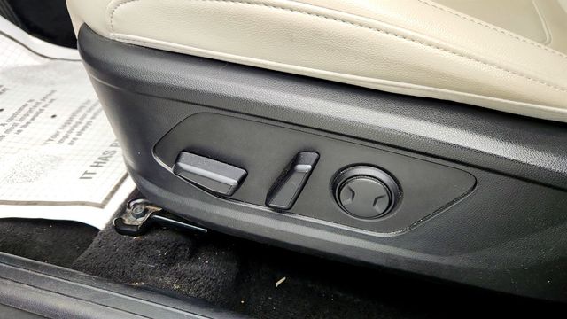 2023 Hyundai Tucson SEL w/ Heated Seats & Wireless Smartphone Integration - 22999614 - 10