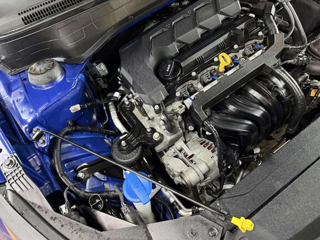 2023 Hyundai Venue Limited IVT - 22982714 - 24