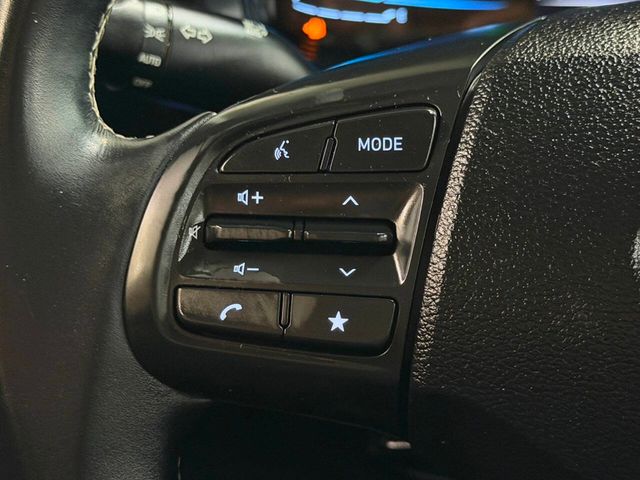 2023 Hyundai Venue Limited IVT - 22982714 - 30