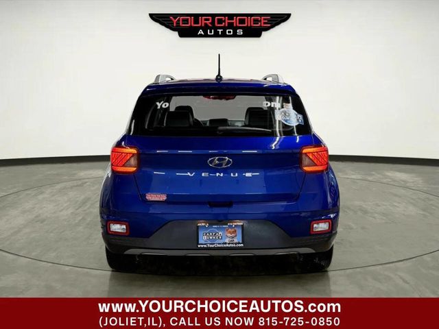 2023 Hyundai Venue Limited IVT - 22982714 - 3