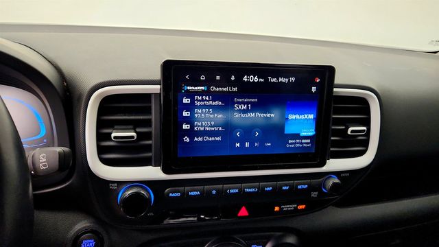 2023 Hyundai Venue Limited IVT - 23029501 - 17