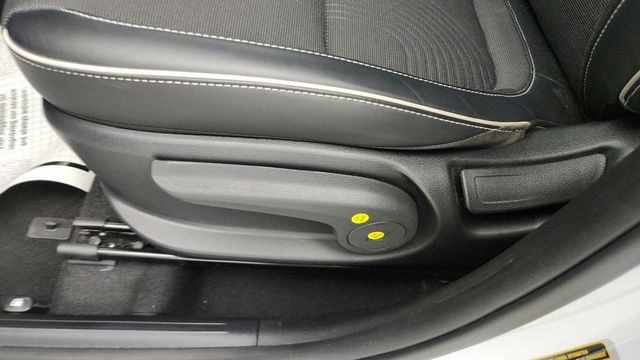 2023 Hyundai Venue Limited IVT - 23099968 - 9