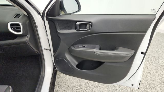 2023 Hyundai Venue Limited IVT - 23099968 - 25