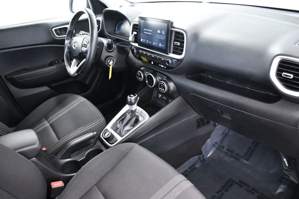 2023 Hyundai Venue SEL IVT - 23011530 - 16