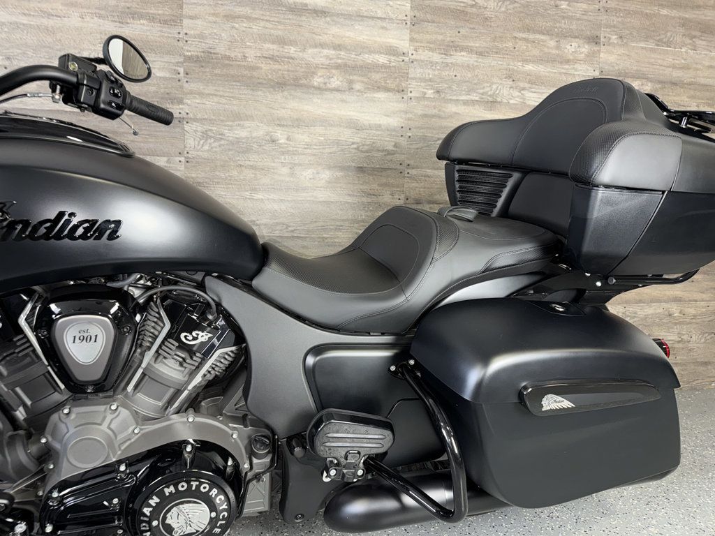 2023 Indian Pursuit Dark Horse One Owner! - 23083034 - 13