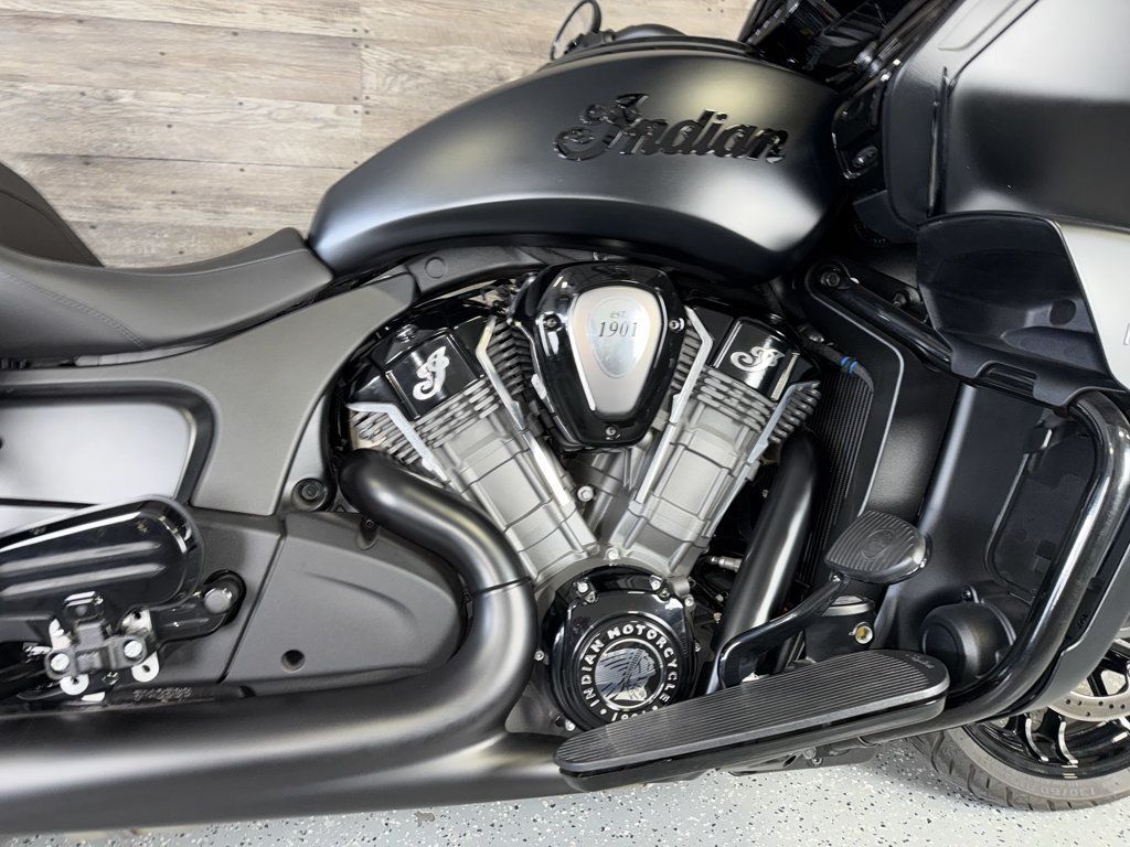 2023 Indian Pursuit Dark Horse One Owner! - 23083034 - 7