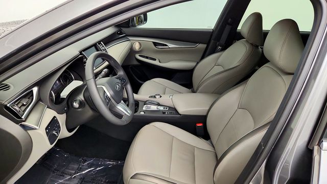 2023 INFINITI QX50 LUXE FWD w/ Bose Audio & Illuminated Kick Plates - 23085417 - 20