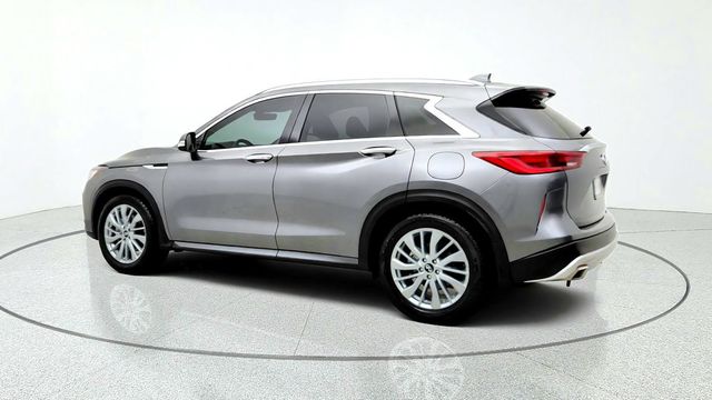 2023 INFINITI QX50 LUXE FWD w/ Bose Audio & Illuminated Kick Plates - 23085417 - 6