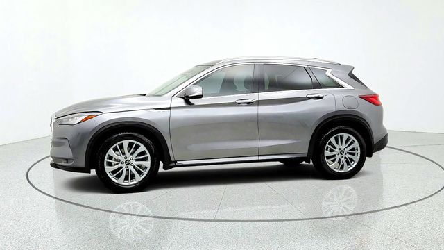 2023 INFINITI QX50 LUXE FWD w/ Bose Audio & Illuminated Kick Plates - 23085417 - 7