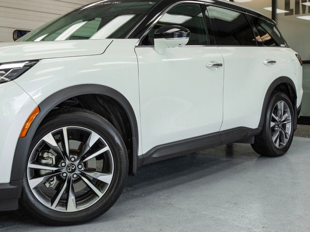 2023 Infiniti QX60 Luxe AWD photo 13