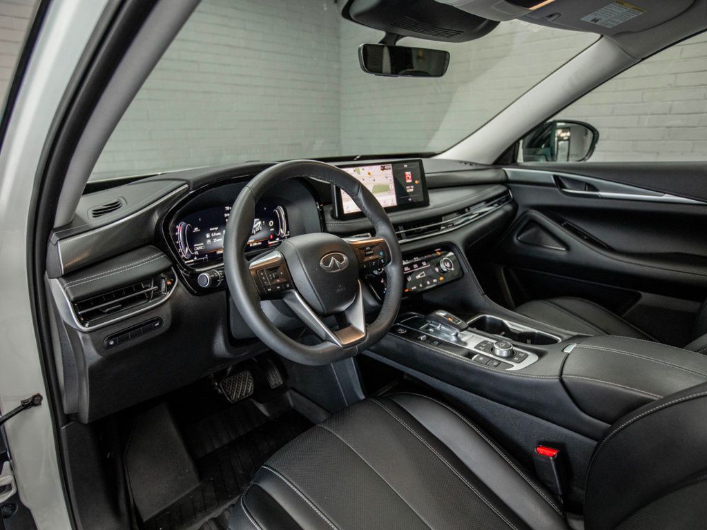 2023 Infiniti QX60 Luxe AWD photo 17